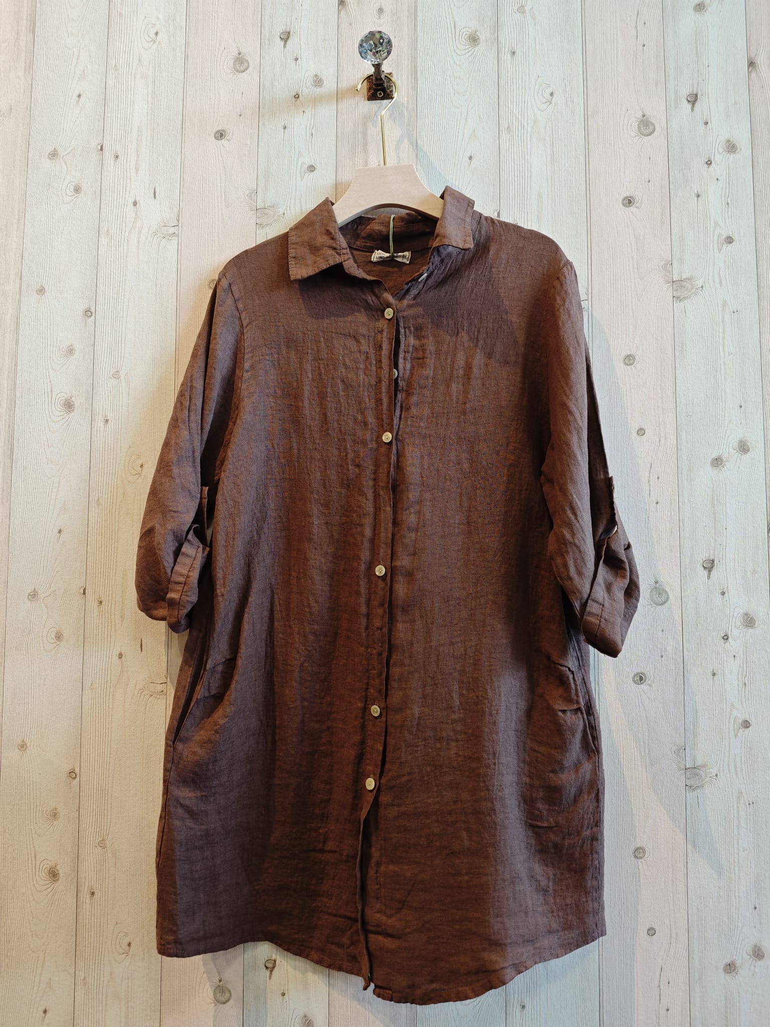 Kurzes Hemdkleid aus 100% LEINEN