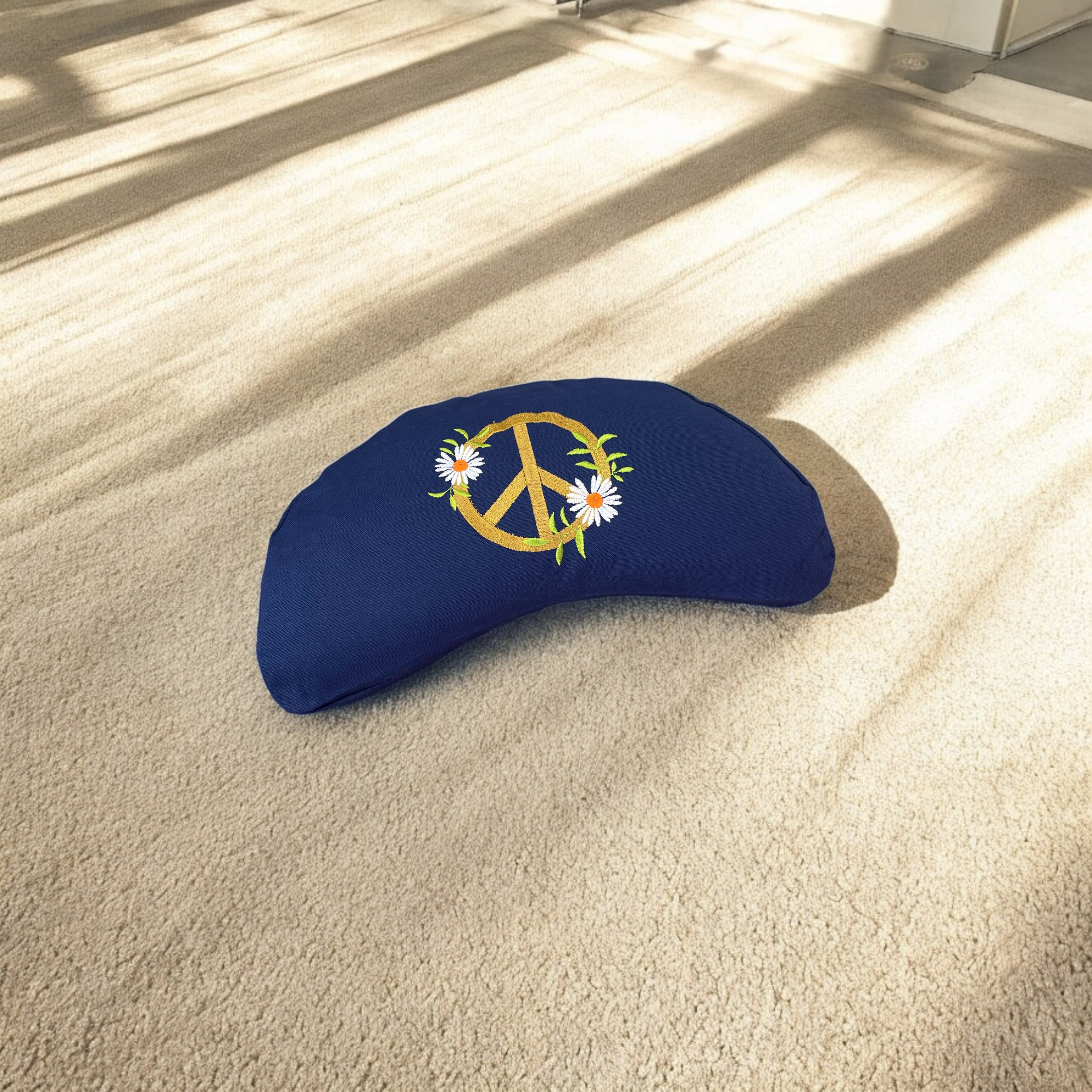 Halbmondkissen PEACE mit Blume Meditationskissen H: 12 cm