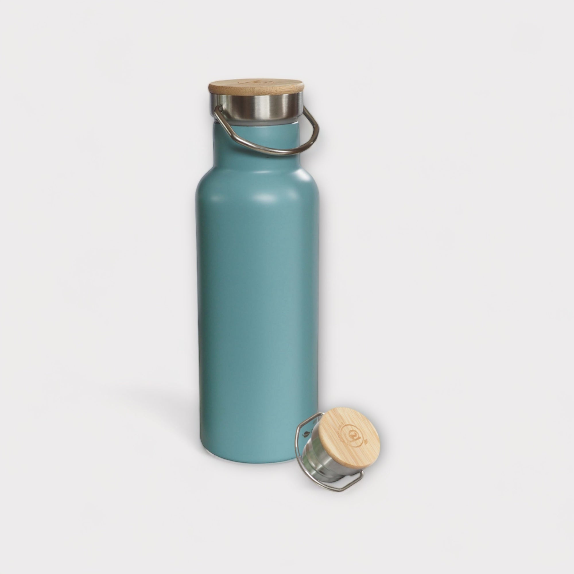 Edelstahl-Thermosflasche mit Bambusverschluss